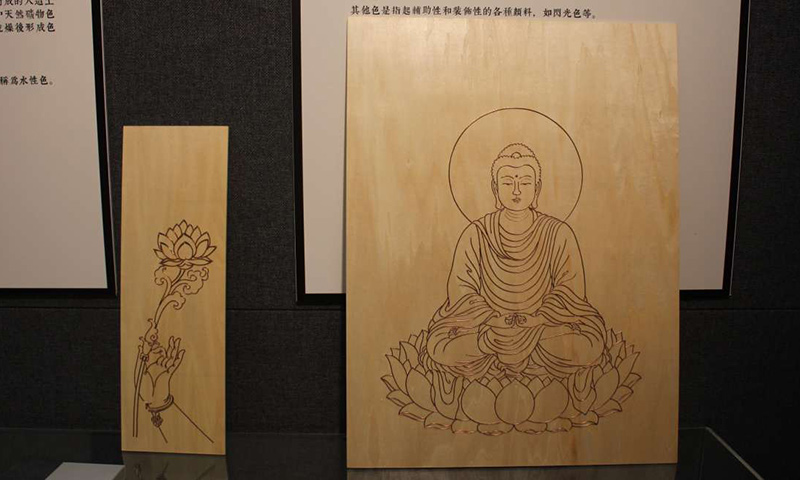 銅線畫〈蓮花手〉與〈阿彌陀佛〉（圖：佛門網）