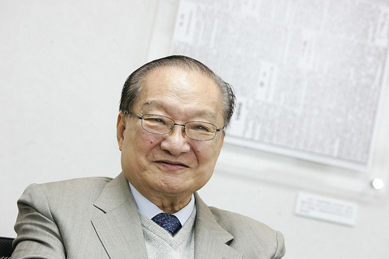 Jin-Yong_4 Jin-Yong_4
