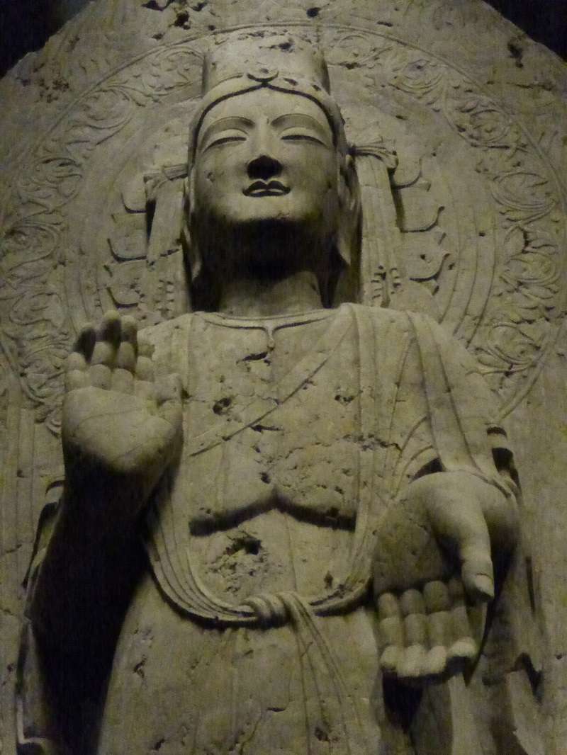 圖2：北齊天保三年（552）造菩薩立像。（攝於東京國立博物館）